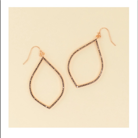 Jillian Michael Midnight drop hoop - Picture 7 of 7